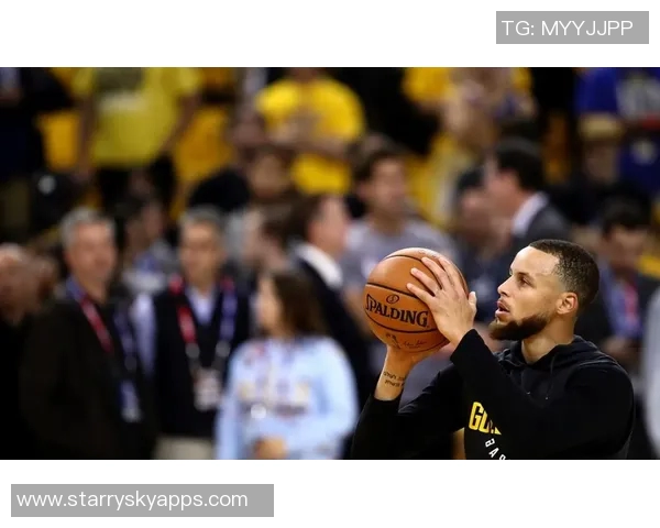 库里解读独特阵容背后的科尔战术理念球员们已习惯这种灵活打法